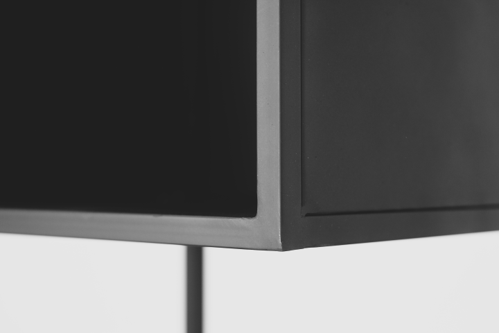 HSM Collection-Offenes Regal Manhattan-65x35x175-Schwarz-Metall