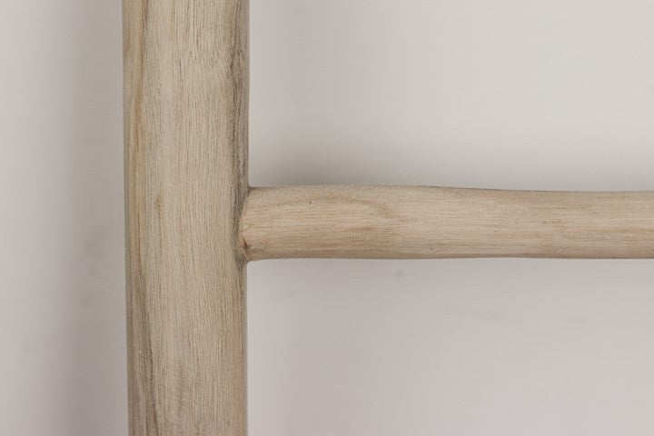 HSM Kollektion - Dekorative Leiter - 35-45x5x150 - Natur - Teak